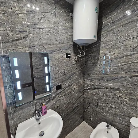 Daily 3 טיראנה