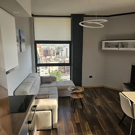 Daily 3 טיראנה